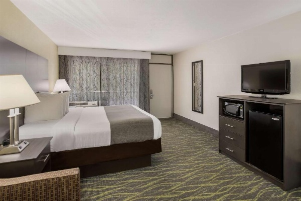 Best Western Asheville -Blue Ridge Parkway image 18